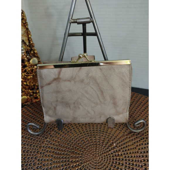 Buxton Heiress Double Cardex Leather Wallet - Picture 3 of 10